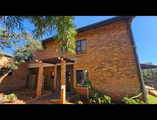 3 BEDROOM HOUSE FOR SALE IN SWARTRUGGENS